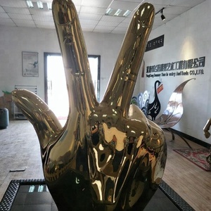 Estatua de tamaño real de tres dedos, artesanía de metal artificial personalizada, tamaño real, arte de mano para Win, UAE - Product Image 3