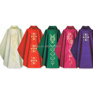 Vendita calda Del Ricamo di Tutti I Giorni Gotico Chasuble cattolica diacono paramenti