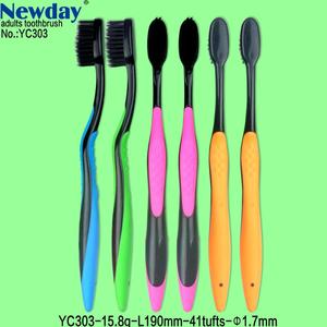 Brosse à dents manuelle pour adultes à poils souples en charbon de bambou le <span class=keywords><strong>plus</strong></span> populaire Paquet OEM Livraison rapide Usine directe - Product Image 3