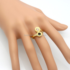 Nouvelle Marque Délicat Zircon Coquille Chiffres Romains Motif Alliances Anneaux Meilleur Cadeau Pour Les Femmes Mosaïque Manuelle Bague D'amour - Product Image 4