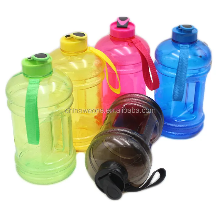 Renkli büyük 2.2L yarım galon PETG su sürahisi 2.2 litre spor salonu spor saplı şişe