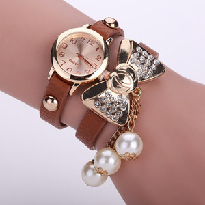 Orologi di Marca Personalizzati per Donne, <span class=keywords><strong>Orologio</strong></span> di Lusso con Bracciale a Farfalla <span class=keywords><strong>in</strong></span> Cristallo Dorato, <span class=keywords><strong>Orologio</strong></span> Casual con Diamanti per Signore LNW400 - Product Image 5