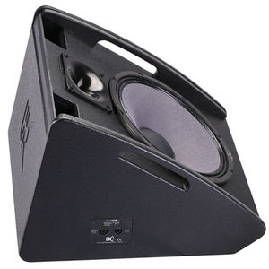 Drinking water from the sound stage monitor dicotecas mobile dj pro system - Product Image 1