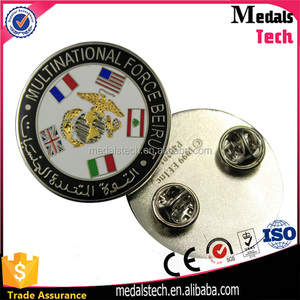 Venta al por mayor de Metal esmalte duro película tema de halloween pin de solapa insignias - Product Image 6
