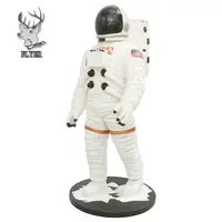 Yaşam boyutu beyaz büyük fiberglas reçine astronot heykeli can özel