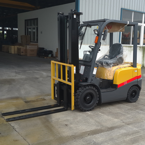 <span class=keywords><strong>TCM</strong></span> Phong Cách Diesel LPG Gas Xe Nâng Xe Tải Cpcd15 1.5 Tấn Bốn Bánh Xe Xe Nâng Diesel Với Lốp Rắn Side Shifter - Product Image 2