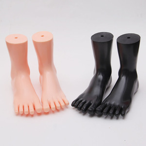 Chaussettes pour femmes couleur chair, cinq doigts, accessoires pour les orteils, chaussons, mannequins de pieds pour femmes - Product Image 1