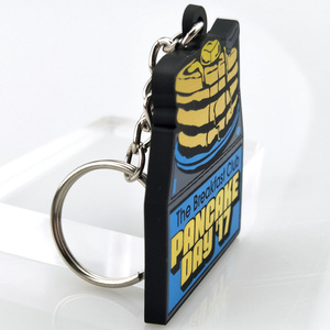 中国メーカーソフト<span class=keywords><strong>PVC</strong></span>ゴムプロモーションお土産2Dエンボスクラブキーホルダー - Product Image 3