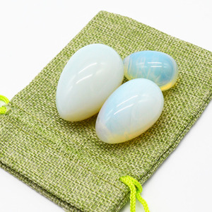 Uova di Opalite all'Ingrosso, <span class=keywords><strong>Pietre</strong></span> <span class=keywords><strong>Curative</strong></span> Intagliate per <span class=keywords><strong>Chakra</strong></span>, per Yoga Yin ed Esercizi del Pavimento Pelvico - Product Image 3