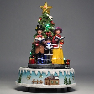 Geanimeerde Decor Kerststal Choirs Familie Scène <span class=keywords><strong>Polyresin</strong></span> Batterij Aangedreven Roterende Boom Muziekdoos Kerst Ornament