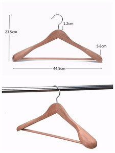 Móc Treo Áo Bằng Gỗ Tuyết Tùng Vai Rộng Chất Lượng Cao Cho Quần Áo - Product Image 6