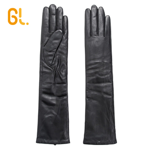 Guanti di cuoio di inverno della pelle di agnello della pelle di pecora nera lunga del gomito del sesso delle signore W5 per il commercio all'ingrosso - Product Image 2