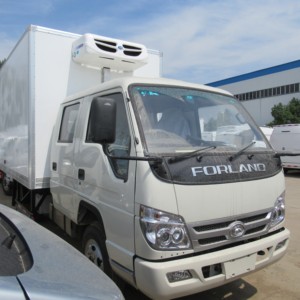 Camión Refrigerado Foton Forland 4*2 con Volante a la Derecha, Material FRP, Capacidad de 3 Toneladas, Camión de Transporte de Pescado Congelado de 4 Toneladas - Product Image 3