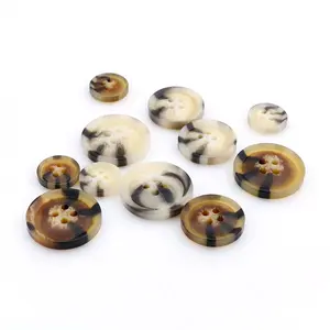 Bulk wholesale sewing garment plastic round luxury buttons for clothing