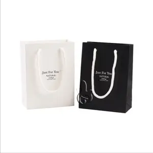 Spot Jewelry Box حقيبة تسوق بسعر الجملة من المصنع حقيبة تسوق حقيبة ورقية قابلة للطباعة بشعار