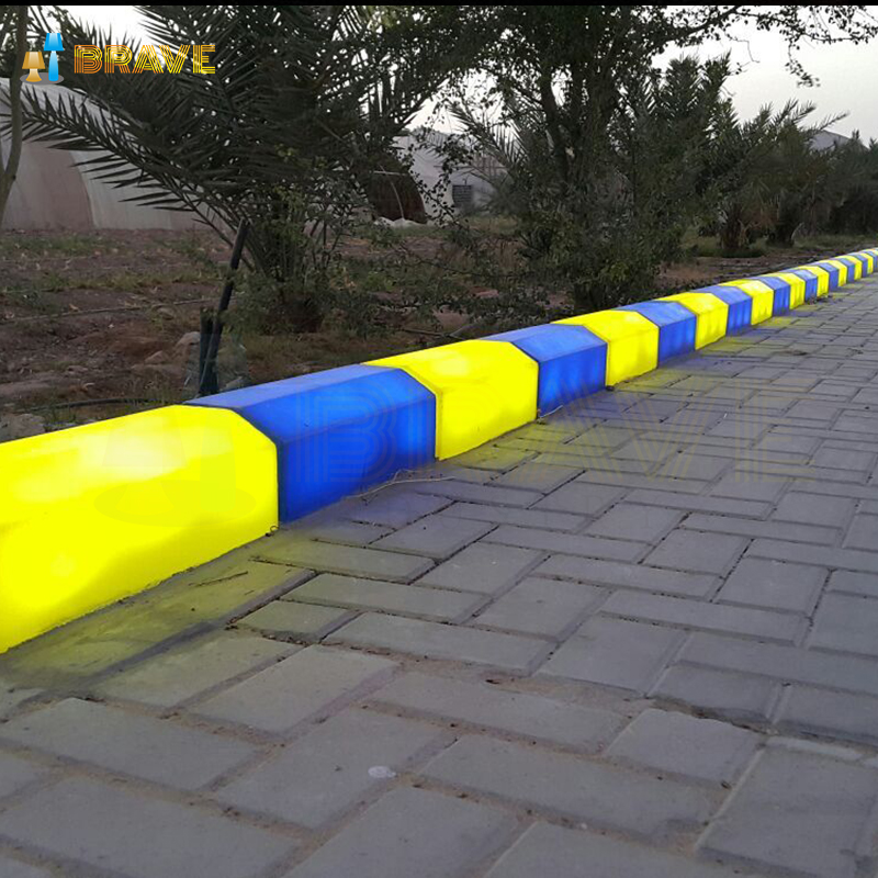 Лидер продаж, 2025 Rgb, строительные блоки для улиц, пластиковые светодиодные светильники, бордюры