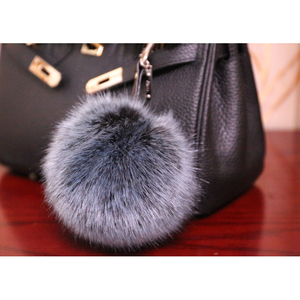 OEKO-TEX STABILE Salvar animales 10 cm de imitación de piel de zorro bola pompón para sombreros - Product Image 1