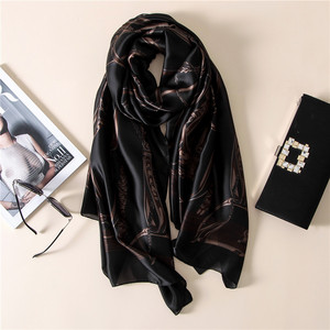 Customize Printed Satin Silk Scarf <span class=keywords><strong>Hijab</strong></span> <span class=keywords><strong>Fashion</strong></span> Women Satin <span class=keywords><strong>Hijab</strong></span> - Product Image 2