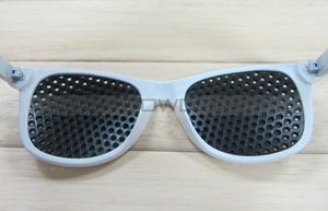 <span class=keywords><strong>Gafas</strong></span> <span class=keywords><strong>de</strong></span> ejercicio para mejorar la vista, con agujero <span class=keywords><strong>de</strong></span> alfiler, para entrenamiento ocular - Product Image 2