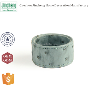 Ensemble d'anneaux <span class=keywords><strong>de</strong></span> serviettes <span class=keywords><strong>en</strong></span> cuir faux cuir d'autruche, 4 pièces - Product Image 4