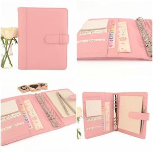 Agenda Personalizada con Cubierta de Cuero PU Rosa Pálido, Organizador A5 con 6 Anillas, Planificador Diario - Product Image 3