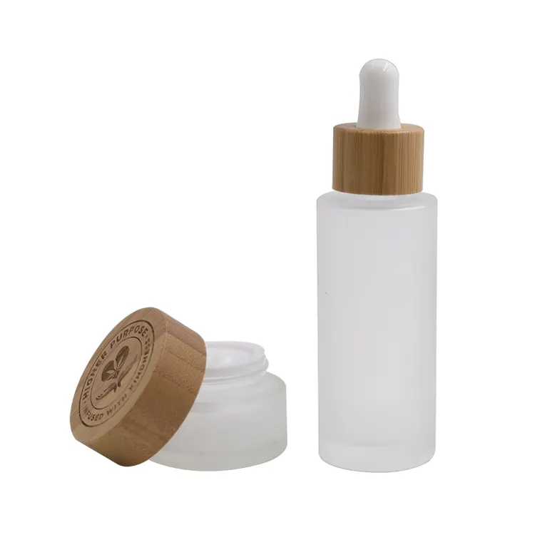 Conjunto de embalagens de cosméticos naturais cuidados da pele garrafas e frascos de vidro fosco com bambu 30ml 50ml 100ml