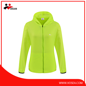 Nueva promoción <span class=keywords><strong>de</strong></span> <span class=keywords><strong>guata</strong></span> <span class=keywords><strong>de</strong></span> poliéster telas <span class=keywords><strong>de</strong></span> forro <span class=keywords><strong>de</strong></span> la capa a prueba <span class=keywords><strong>de</strong></span> viento - Product Image 1