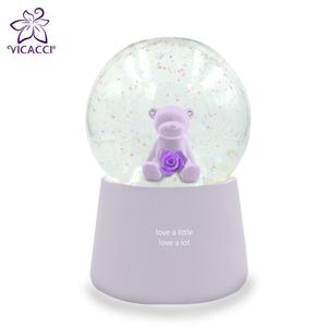 Globe de neige en résine sur mesure, cadeau souvenir - Product Image 1