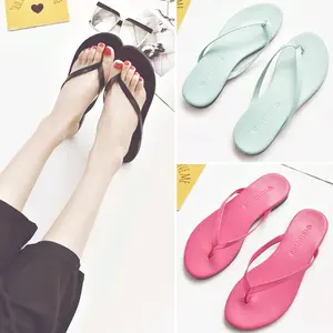 Alibaba Cina Sepatu Wanita Modis Sandal Warna Permen Murah Grosir Flip Flop Pribadi