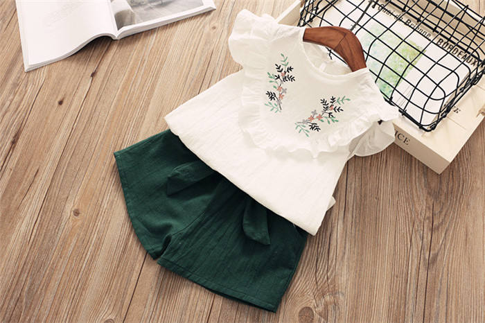 สีเขียว