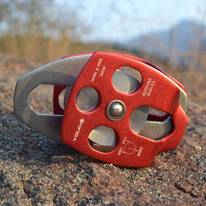 XINDA XD-8613 24kN <span class=keywords><strong>Doppia</strong></span> Puleggia <span class=keywords><strong>in</strong></span> Acciaio Inox e Alluminio Resistente per Attrezzatura da Arrampicata, Soccorso e Rapel, 413g - Product Image 3