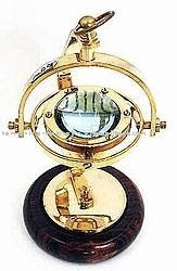 Brújula de cardán Brújula de barco náutico hecha de metal duradero - Product Image 2