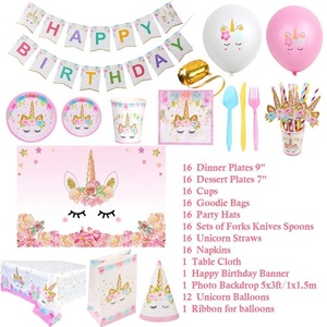 Forniture per feste di unicorno servono 16 striscioni di buon <span class=keywords><strong>compleanno</strong></span>/sfondo/palloncini/cappelli/piatti/tovaglia 176 pezzi - Product Image 6