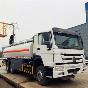 SINOTRUK Howo 6x4 20000 Liters Mobile Fuel Tanker Truck 6000 Gallons Oil Delivery Truck