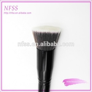 al por mayor <span class=keywords><strong>de</strong></span> nylon cosméticos cepillo <span class=keywords><strong>de</strong></span> pelo se desvanecen y difuminar cepillo cepillo del maquillaje cepillo único - Product Image 1