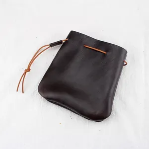 Sacchetto regalo con cordino all'ingrosso sacchetto per dadi da gioco in pelle PU con logo personalizzato promozionale - Product Image 1