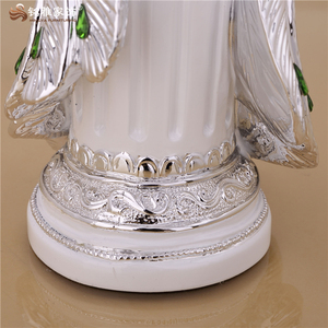 Figura Decorativa de Animal de Resina para Interiores de Hotel u Hogar, Elegante Figura de Pavo Real en Venta - Product Image 6