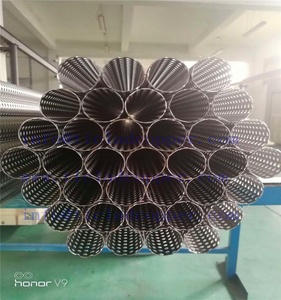 Tubo di <span class=keywords><strong>titanio</strong></span> <span class=keywords><strong>senza</strong></span> <span class=keywords><strong>saldatura</strong></span> con fori perforati per applicazioni industriali e mediche - Product Image 4