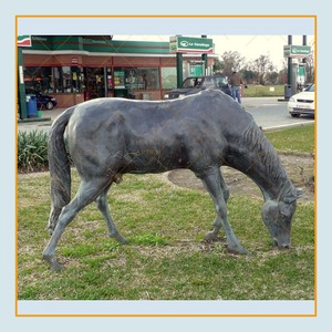 Estatua de caballo de bronce abstracto de Arte Moderno tamaño real para decoración de bienes raíces - Product Image 2