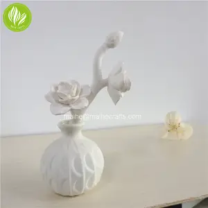 हस्तनिर्मित कस्टम सिरेमिक फूल में चीनी मिट्टी फूल गुलदस्ते