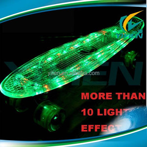 22 pouces pc cruiser en plastique LED PLANCHE À ROULETTES AVEC LUMIÈRES - Product Image 2