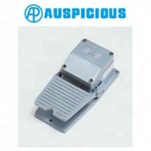Microinterruptor de Pedal de Aluminio de Cabeza Larga AP Auspicious 1305 FS-5A 15A 250VAC IP54 2A2B Contacto con Prensaestopas - Product Image 2