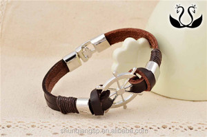 Bracelet gouvernail en cuir et métal, bijoux rétro pour hommes, <span class=keywords><strong>des</strong></span> Pirates <span class=keywords><strong>des</strong></span> caraïbes, capitaine du même cuir, à la mode - Product Image 4