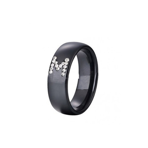 nuovo stile zircon intarsio lettera m nero anello <span class=keywords><strong>in</strong></span> <span class=keywords><strong>ceramica</strong></span> - Product Image 1