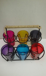Vasos de té marroquíes con soporte de metal - Product Image 2