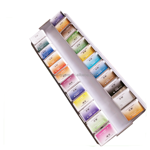 Set di colori ad acqua per artisti a 24 colori di alta qualità con un pennello gratuito - Product Image 3