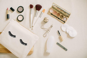 Piccole borse per cosmetici in cotone tinta unita da viaggio personalizzate per l'organizzatore di trucco - Product Image 4