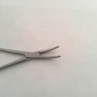 12.5Cm Roestvrijstalen Oogheelkundige Chirurgische Tang Met Gebogen Uiteinden Meps Veiligheidsstandaard Muggentang