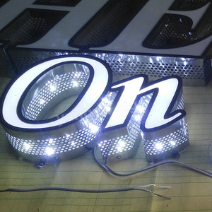 Cadre en acier inoxydable LED Panneaux de lettres en acrylique personnalisés 3D pour publicité extérieure avec logo d'<span class=keywords><strong>entreprise</strong></span> <span class=keywords><strong>Panneau</strong></span> de lettres pour hôtel - Product Image 3