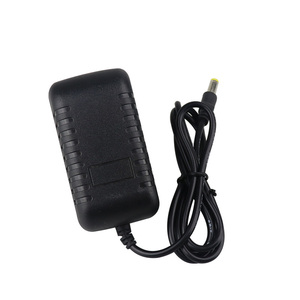<span class=keywords><strong>12</strong></span> <span class=keywords><strong>Volt</strong></span> 1 Amp LED luce di striscia <span class=keywords><strong>adattatore</strong></span> di alimentazione da AC a DC muro Plug-In connessione <span class=keywords><strong>12</strong></span> V 1A alimentatore per LED Strip - Product Image 4